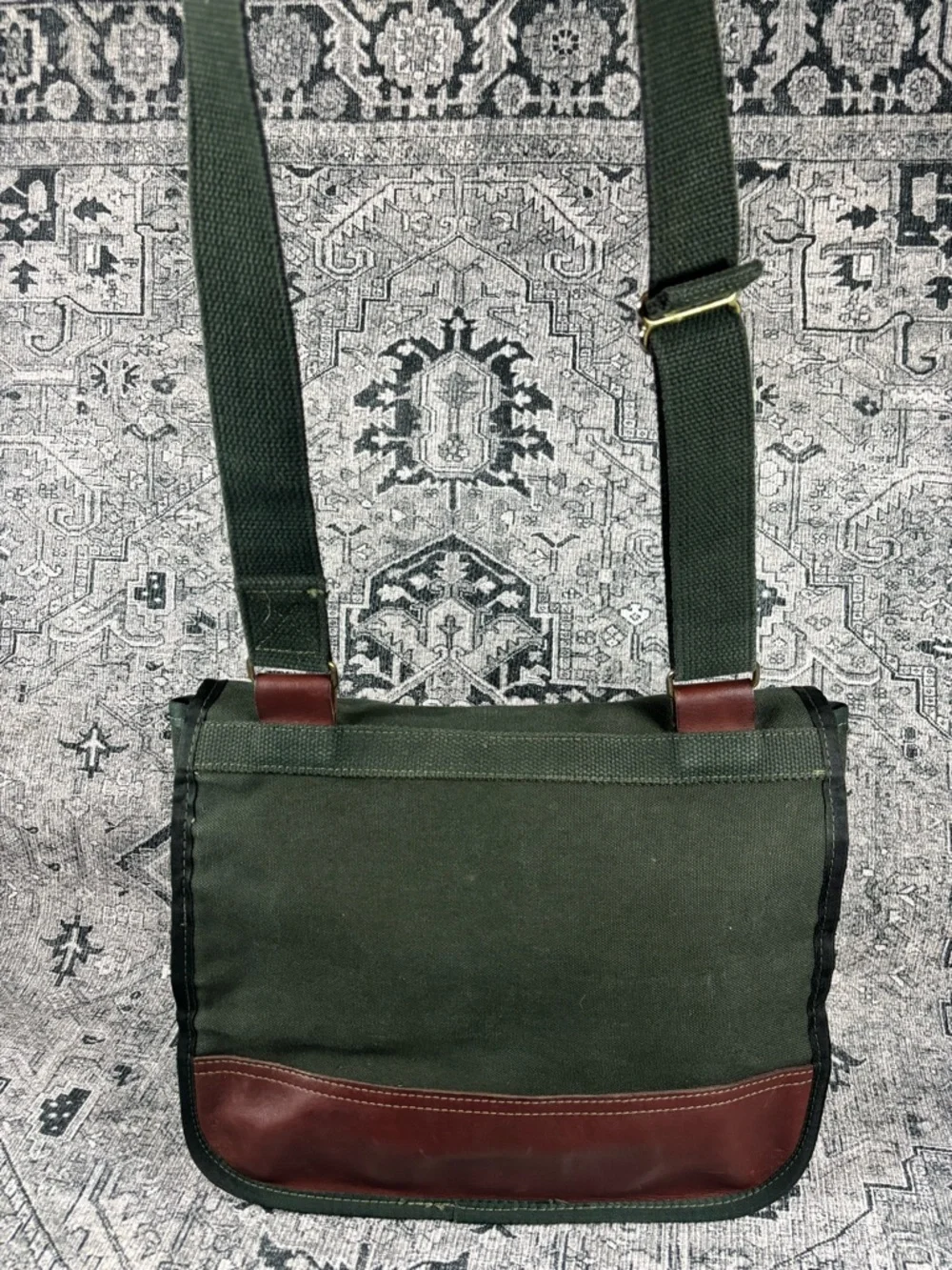 RARE! Vintage Orvis Company Canvas and Leather Messenger Bag